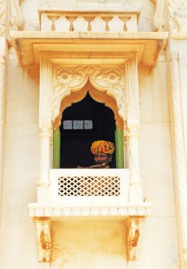 müzisyen flüt pencere rajasthan Hindistan üzerinden oynama