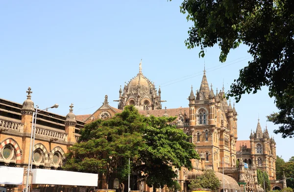 Gammal kolonial stil byggnad i mumbai Indien — Stockfoto