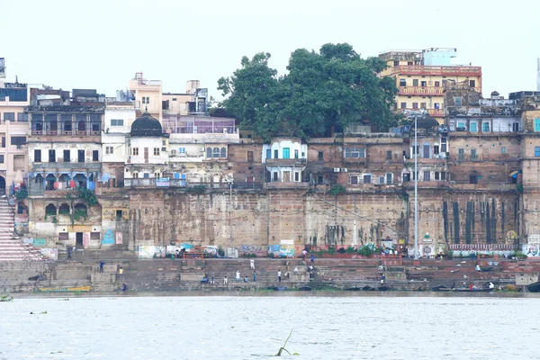 Cremación al aire libre estilo india Varanasi india — Foto de Stock