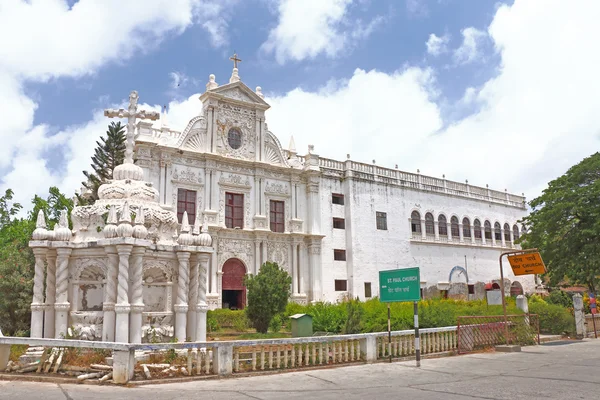 Estilo colonial inmaculado Iglesia de San Pablo Diu gujarat india —  Fotos de Stock
