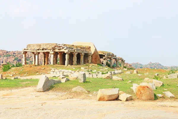 Κόβει την ανάσα και τεράστια Hampi ΟΥΝΕΣΚΟ παγκόσμια κληρονομιά Site Karnatak — Φωτογραφία Αρχείου