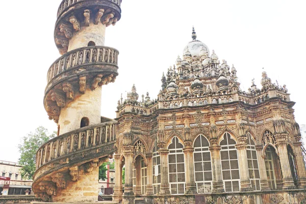 Mausoleum of the Wazir of Junagadh, Mohabbat Maqbara Palace juna — Stock Photo, Image