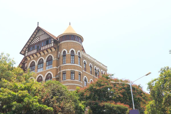 Antiguo edificio de estilo colonial india mumbai — Foto de Stock