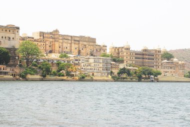 Şehir Sarayı ve Gölü udaipur rajasthan Hindistan