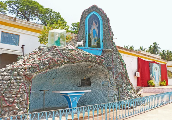 Igreja de Nossa Senhora ponducherry tamil nadu índia — Fotografia de Stock