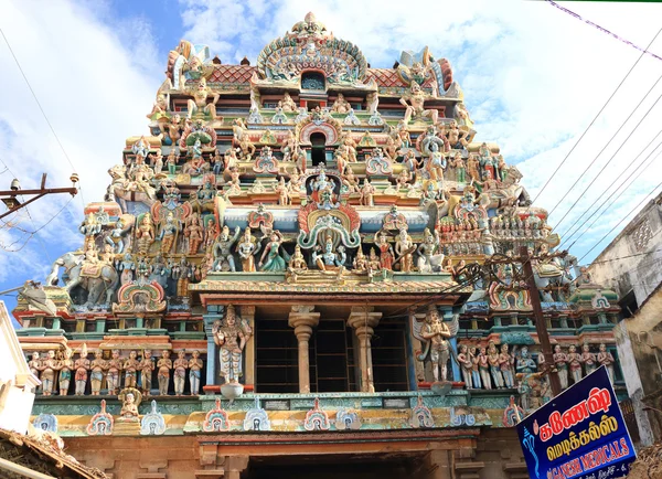 Enorme schrijn en tempel complex india — Stockfoto