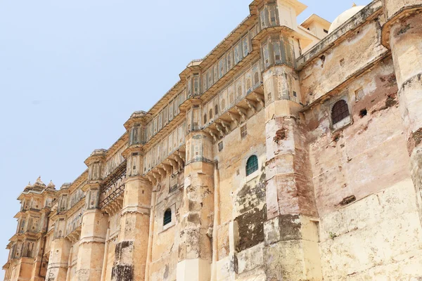 Palácio da cidade e lago udaipur rajasthan Índia — Fotografia de Stock