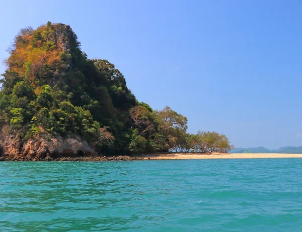 Rock formations and islands around krabi Thailand — Stock Photo, Image