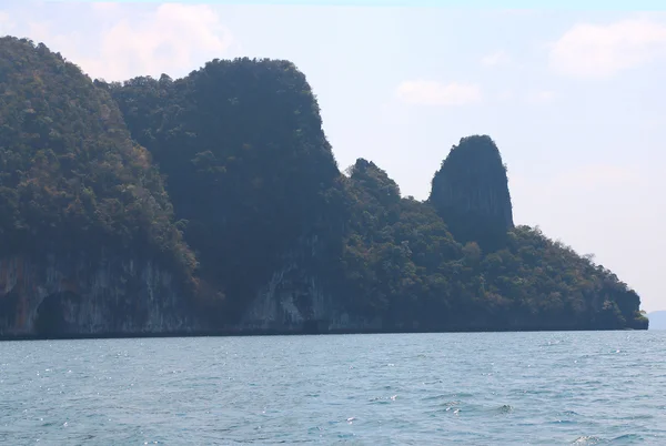 Rock formations and islands around krabi Thailand — Stock Photo, Image