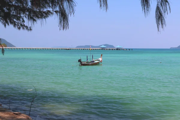 Barcos de cola larga en la playa Tailandia —  Fotos de Stock