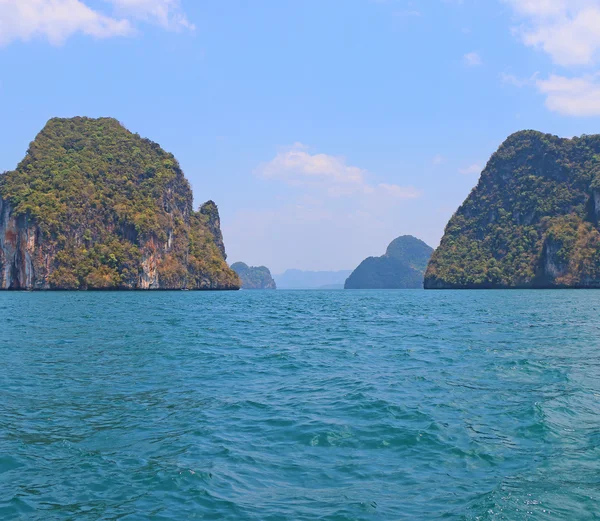 Islas frente a la isla de Yao Noi Tailandia — Foto de Stock