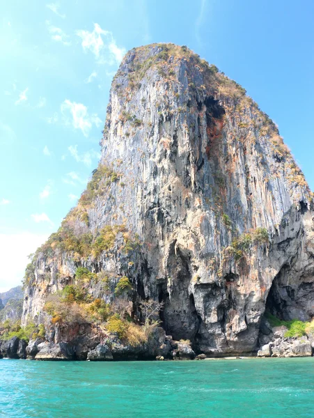 Rock formations and islands around krabi Thailand — Stock Photo, Image