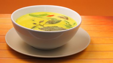 Tayland yeşil köri