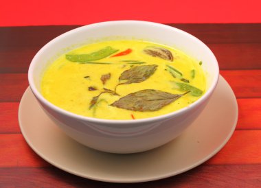 Tayland yeşil köri