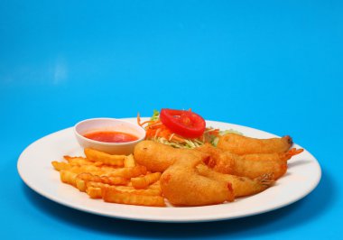 gevrek meyilli ve salata karides