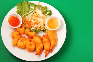 Deniz ürünleri salatası