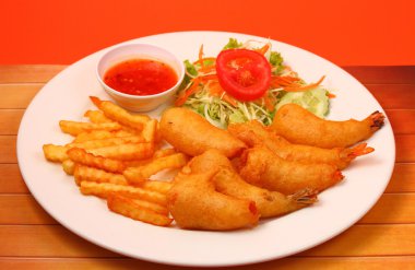 gevrek meyilli ve salata karides