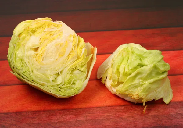 Isolated lettuce head — Stock Photo, Image