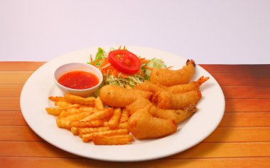 gevrek meyilli ve salata karides