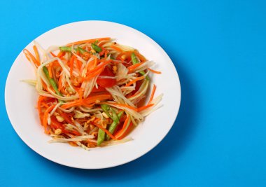 Baharatlı papaya salatası