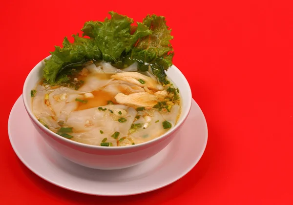 Zuppa di pollo tagliatelle di vetro stile tailandese — Foto Stock