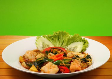 Deniz ürünleri stir fry