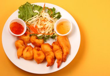 Deniz ürünleri salatası