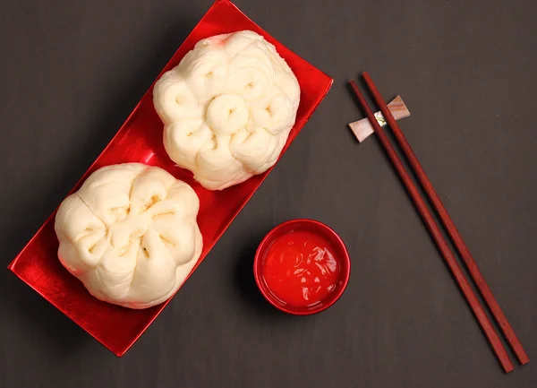 Banh bao porsaanlihapulla — kuvapankkivalokuva