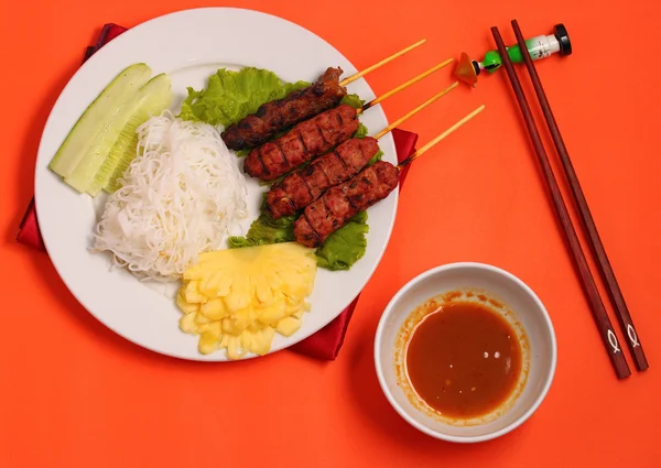 Ensalada de carne estilo Vietnam — Foto de Stock