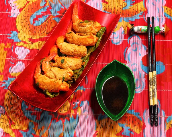 Deep fried shrimp and pork rolls — Stock Photo, Image