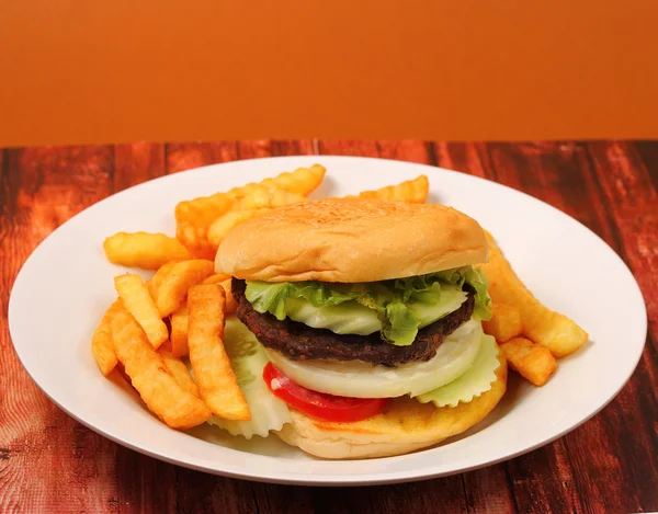 Hamburger and french fries — Stock Photo, Image