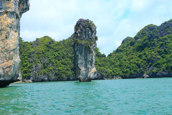 Chopstick island rock formations — Stock Photo, Image