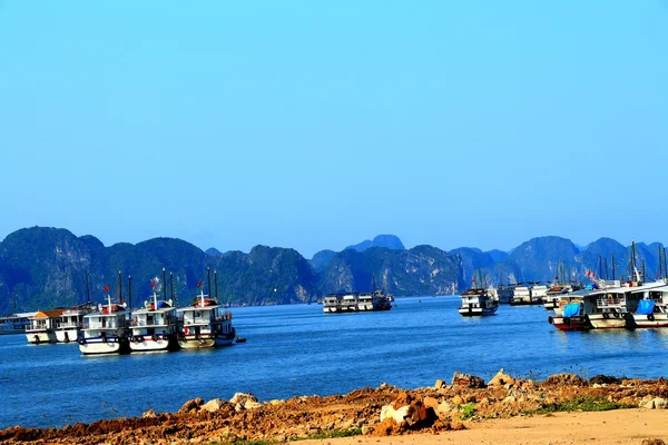 Ha pelabuhan nelayan kota yang panjang — Stok Foto