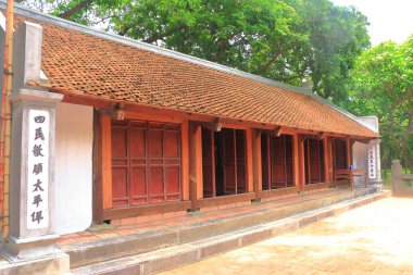 Dinh ve le Hanedanı tapınaklar