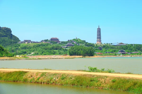 Complejo del Templo Bai Dinh —  Fotos de Stock