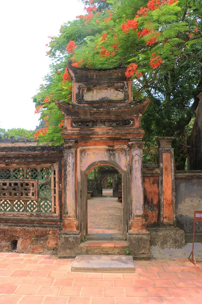 Dinh & le dynastin tempel — Stockfoto