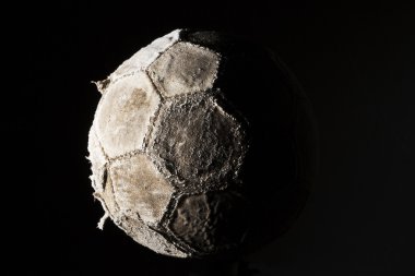 Futbol topu eski