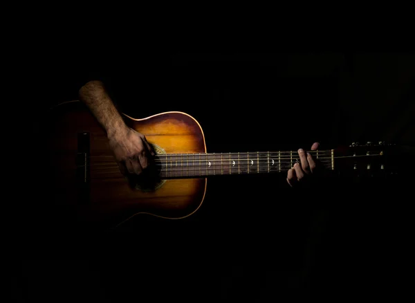 Uma guitarra acústica — Fotografia de Stock