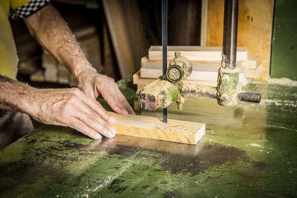 Uomo mani di lavoro — Foto Stock