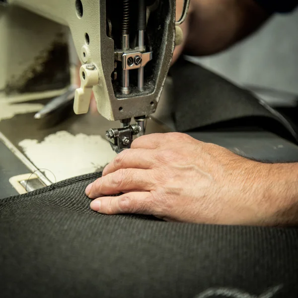 Adam çalışan eller 