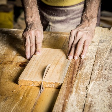 Adam çalışan eller 