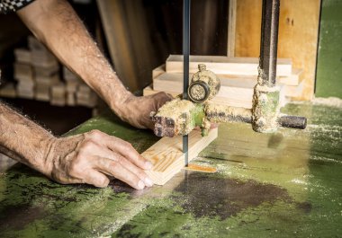 Adam çalışan eller 