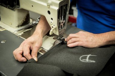 Adam çalışan eller 