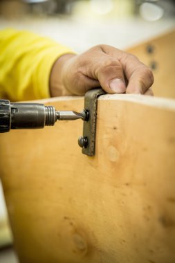 Adam çalışan eller 