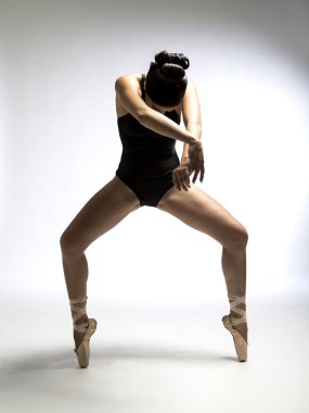 Bale dansçısı ve jimnastikçi