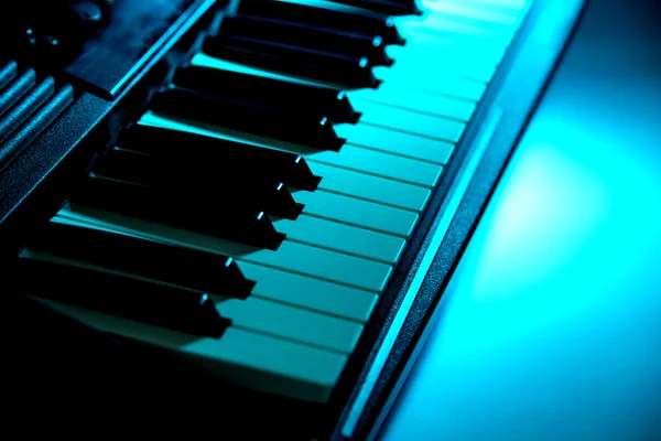 Beautfiul piyano — Stok fotoğraf