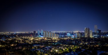 çok büyük binalar