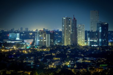 geniş ve ferah binalar