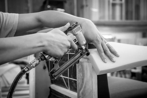 Hombre manos trabajando — Foto de Stock