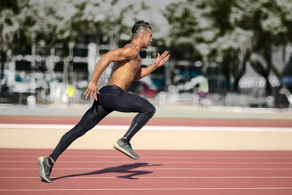 Homem atleta de corrida — Fotografia de Stock